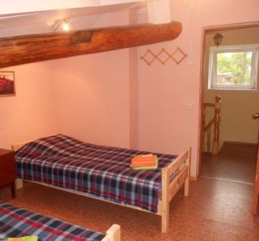 2-double-room-8-m2-2